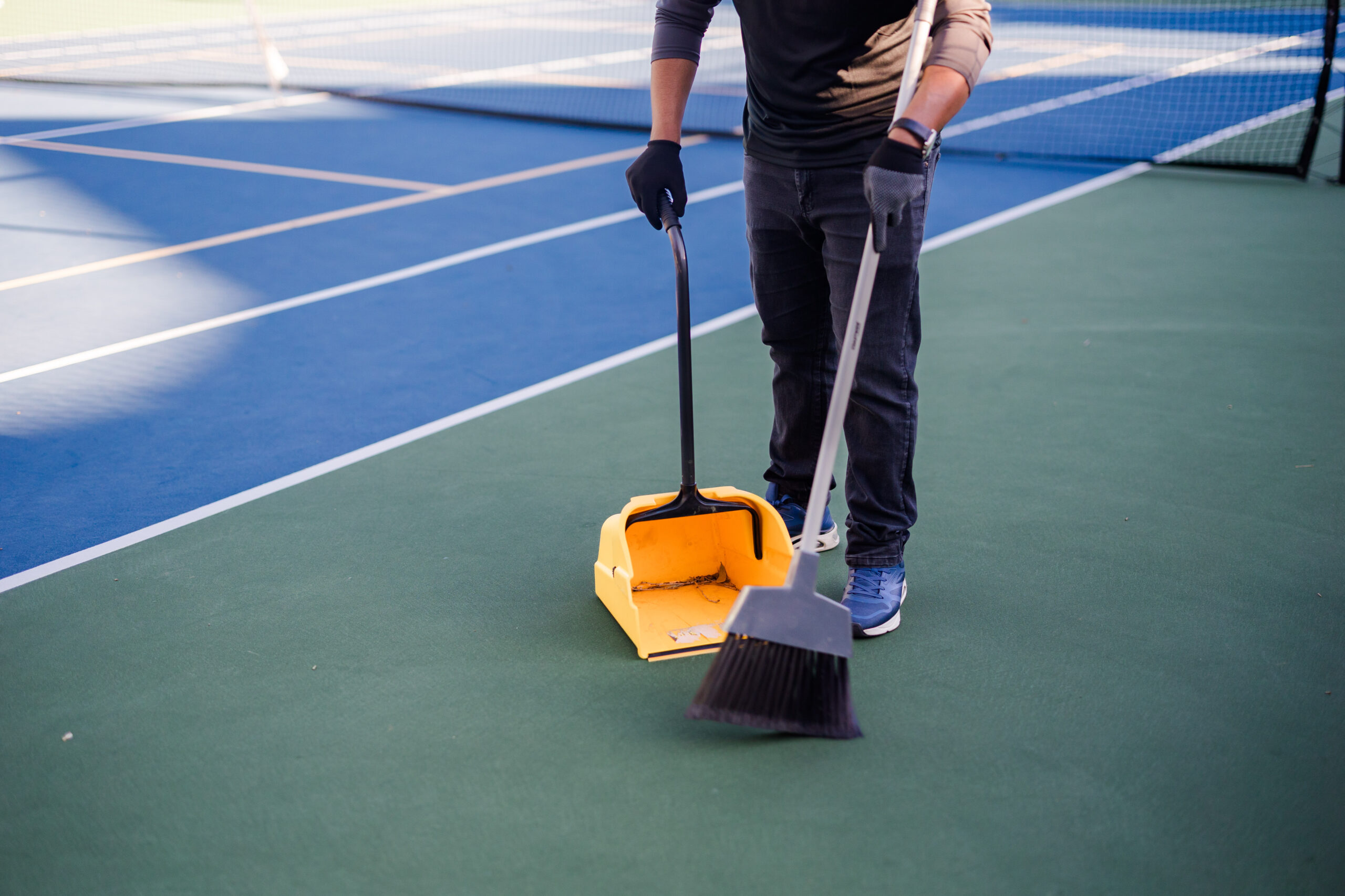 Daily Litter Removal — Parking Lot & Porter Services
